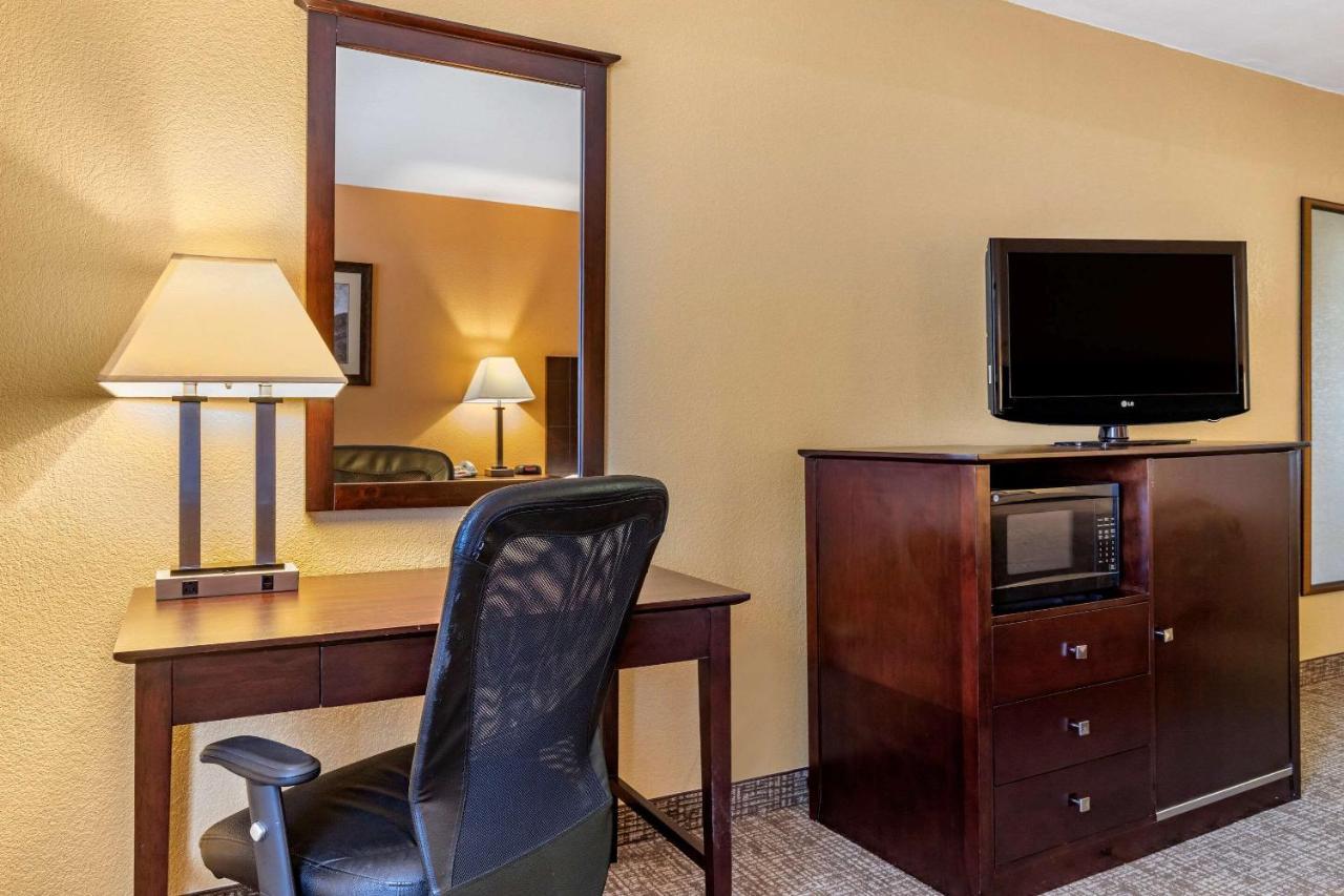Quality Inn Russellville I-40 מראה חיצוני תמונה