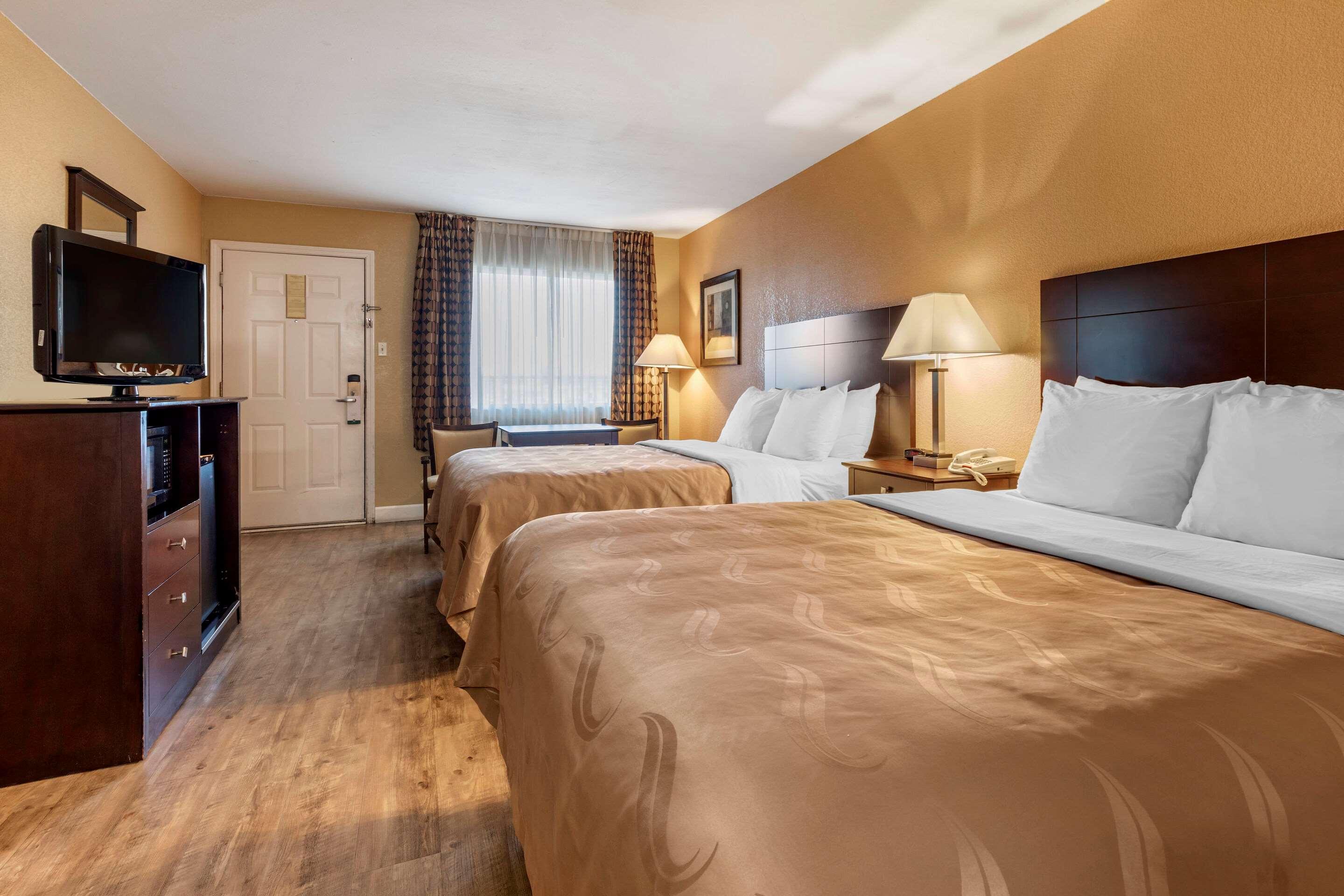 Quality Inn Russellville I-40 מראה חיצוני תמונה