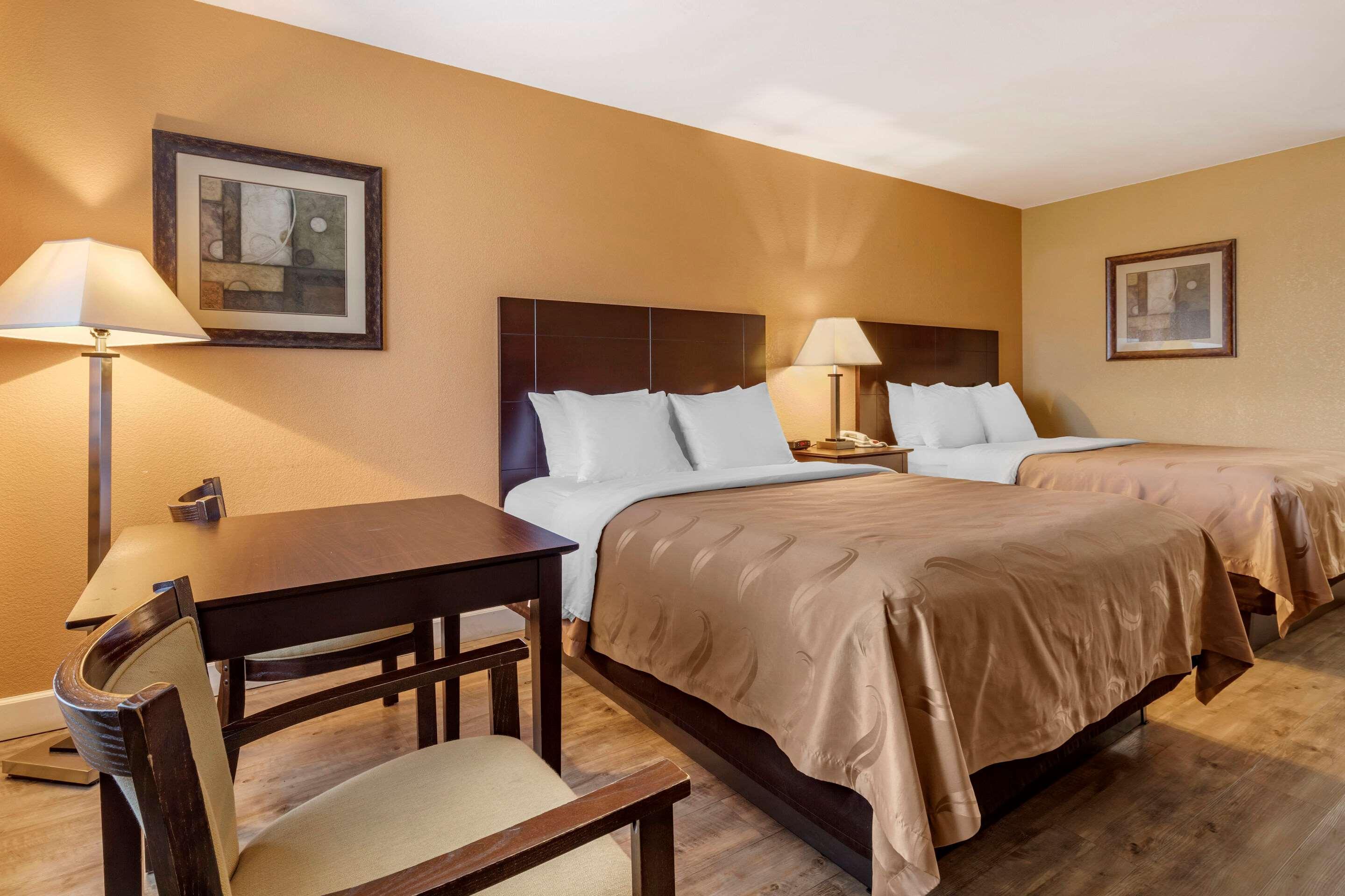 Quality Inn Russellville I-40 מראה חיצוני תמונה