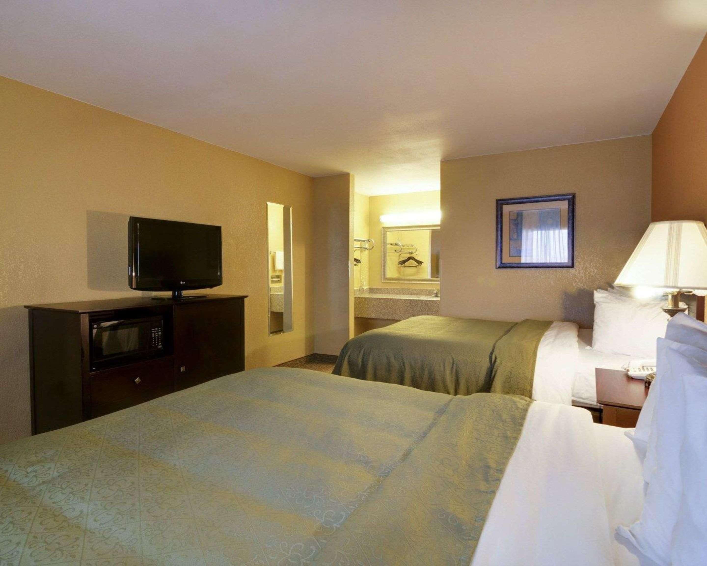 Quality Inn Russellville I-40 מראה חיצוני תמונה