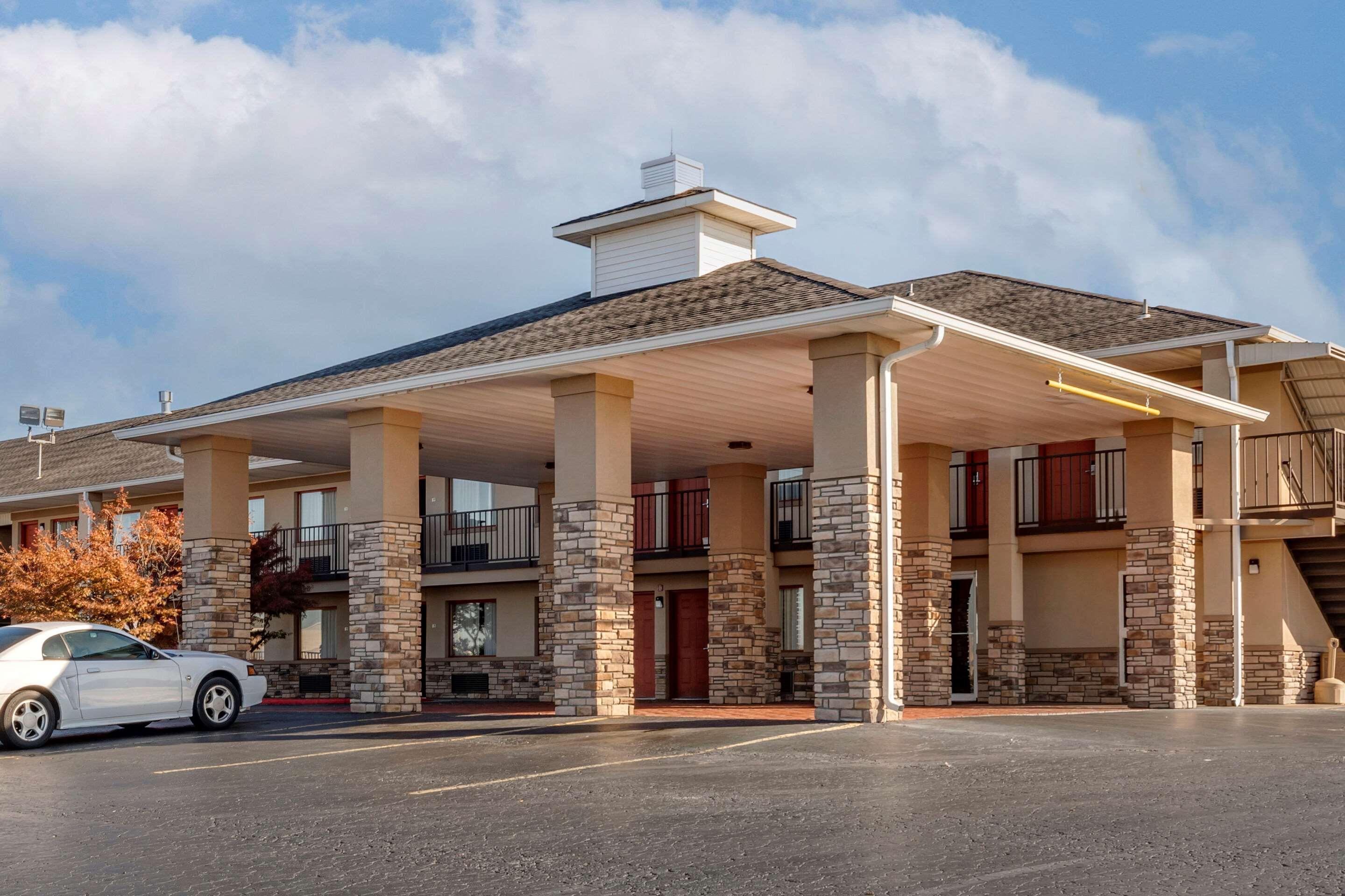 Quality Inn Russellville I-40 מראה חיצוני תמונה