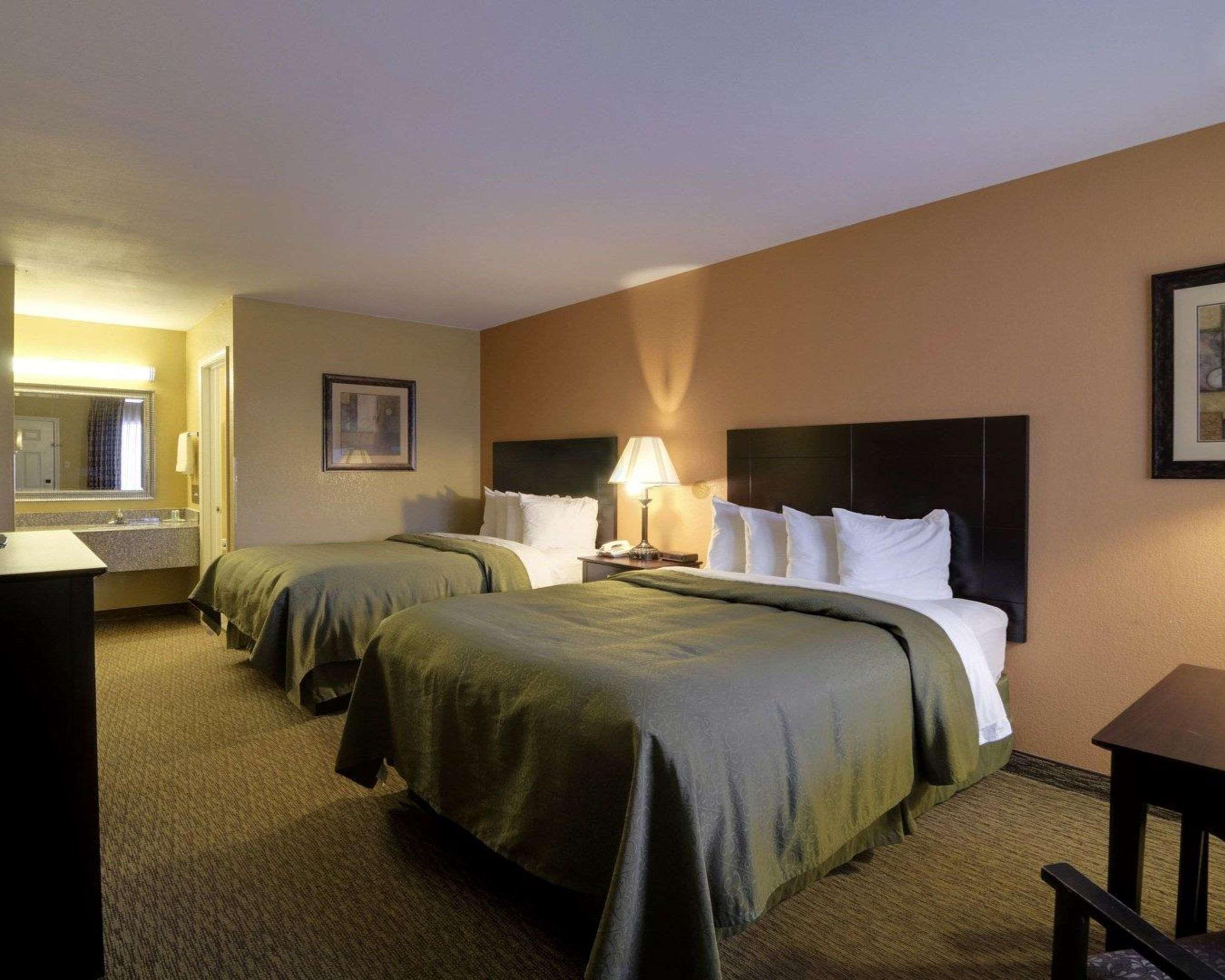 Quality Inn Russellville I-40 מראה חיצוני תמונה