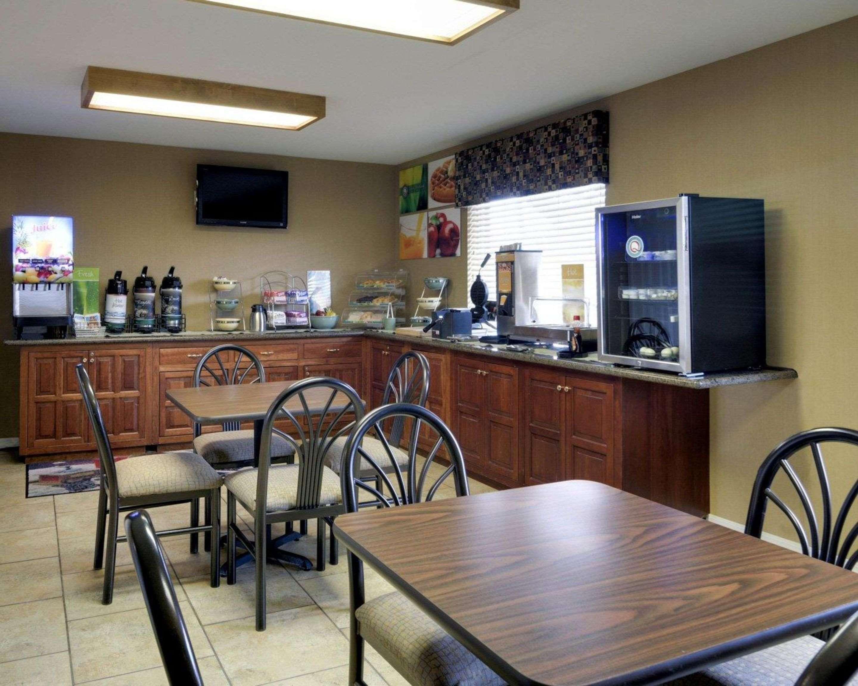 Quality Inn Russellville I-40 מראה חיצוני תמונה